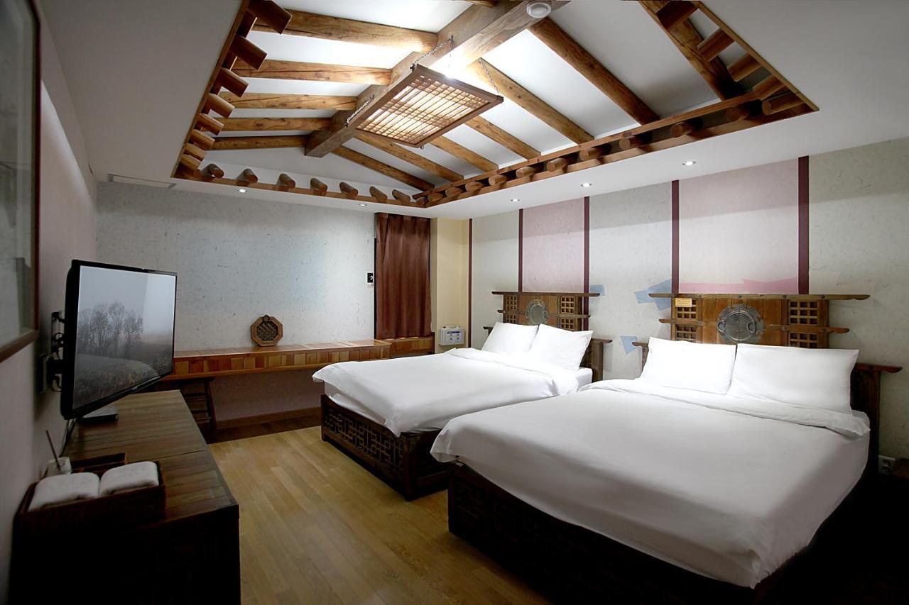 Jeonju Hanok Taejogung Hotel Room photo