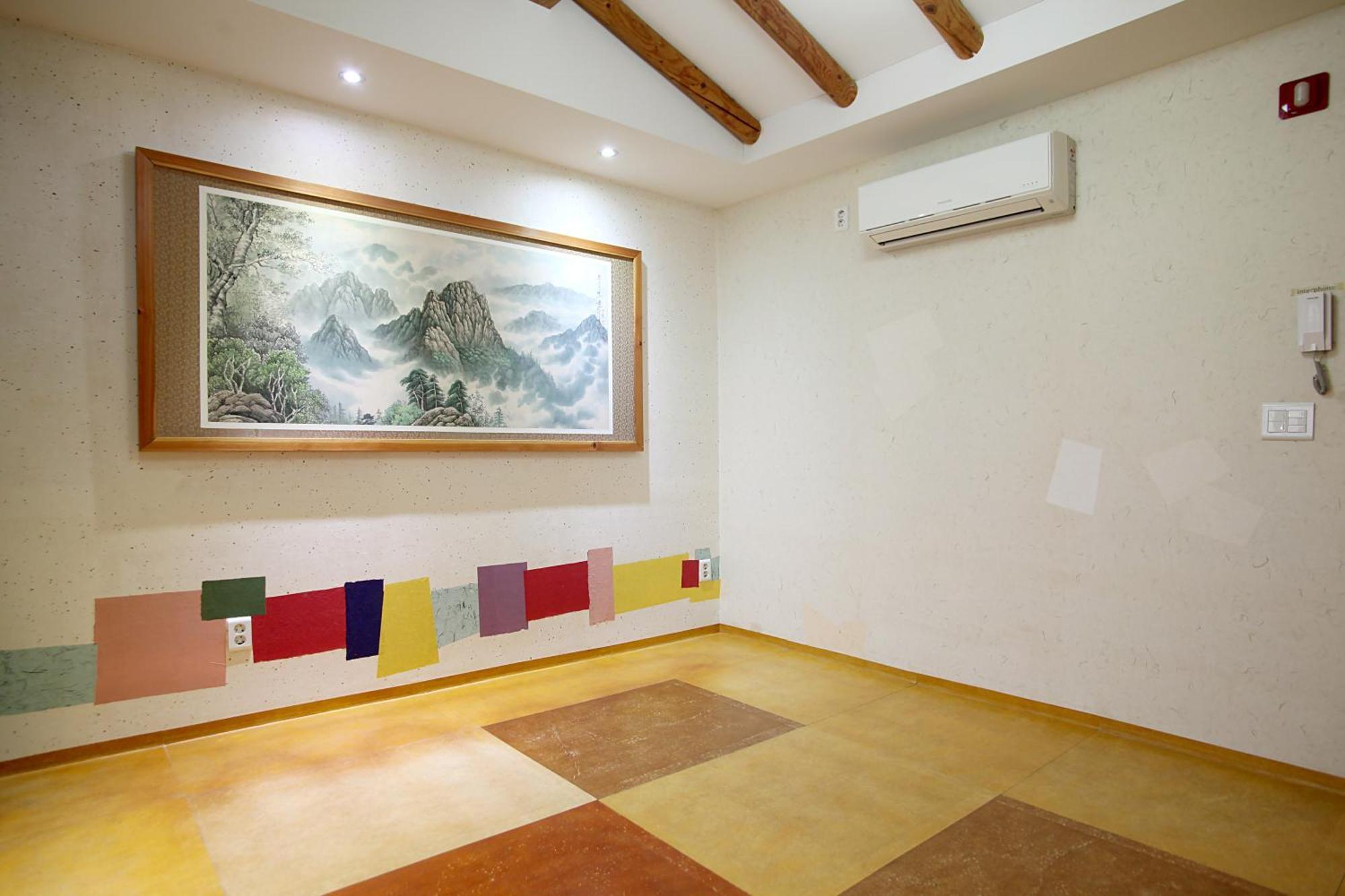 Jeonju Hanok Taejogung Hotel Room photo