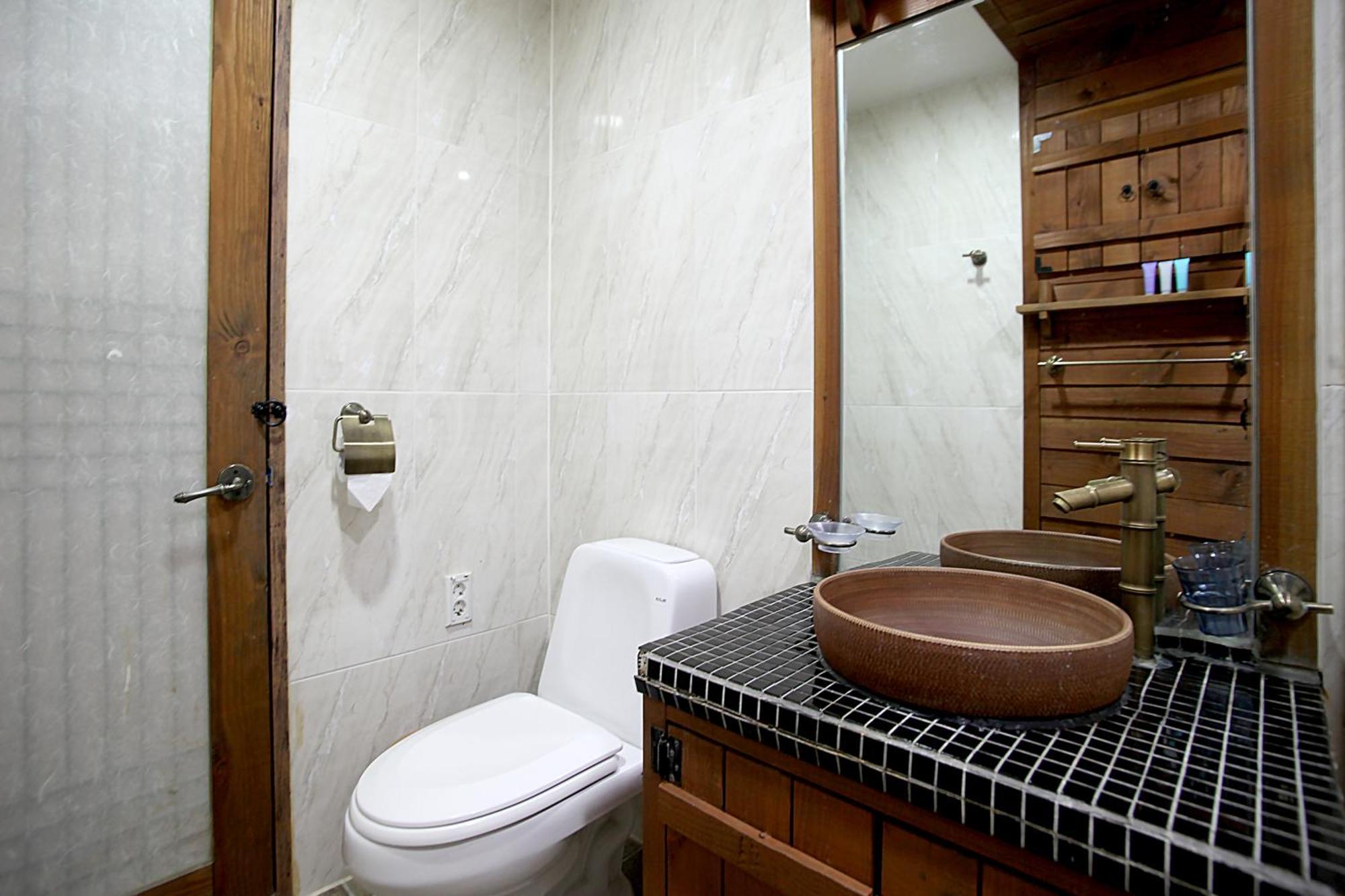Jeonju Hanok Taejogung Hotel Room photo